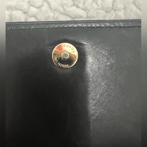 Beautiful Gucci clutch with strap - Picture 3 of 16